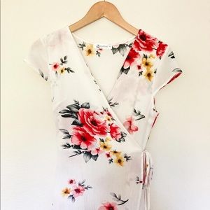 Floral wrap dress size small